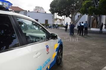 Presentación de los nuevos vehículos de la Policía Local de Telde (Foto TA)